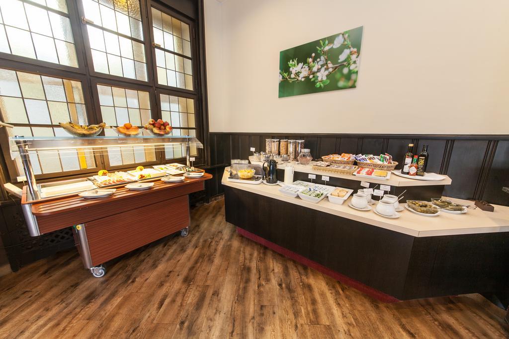 Hotel Maxim Duesseldorf City Kültér fotó