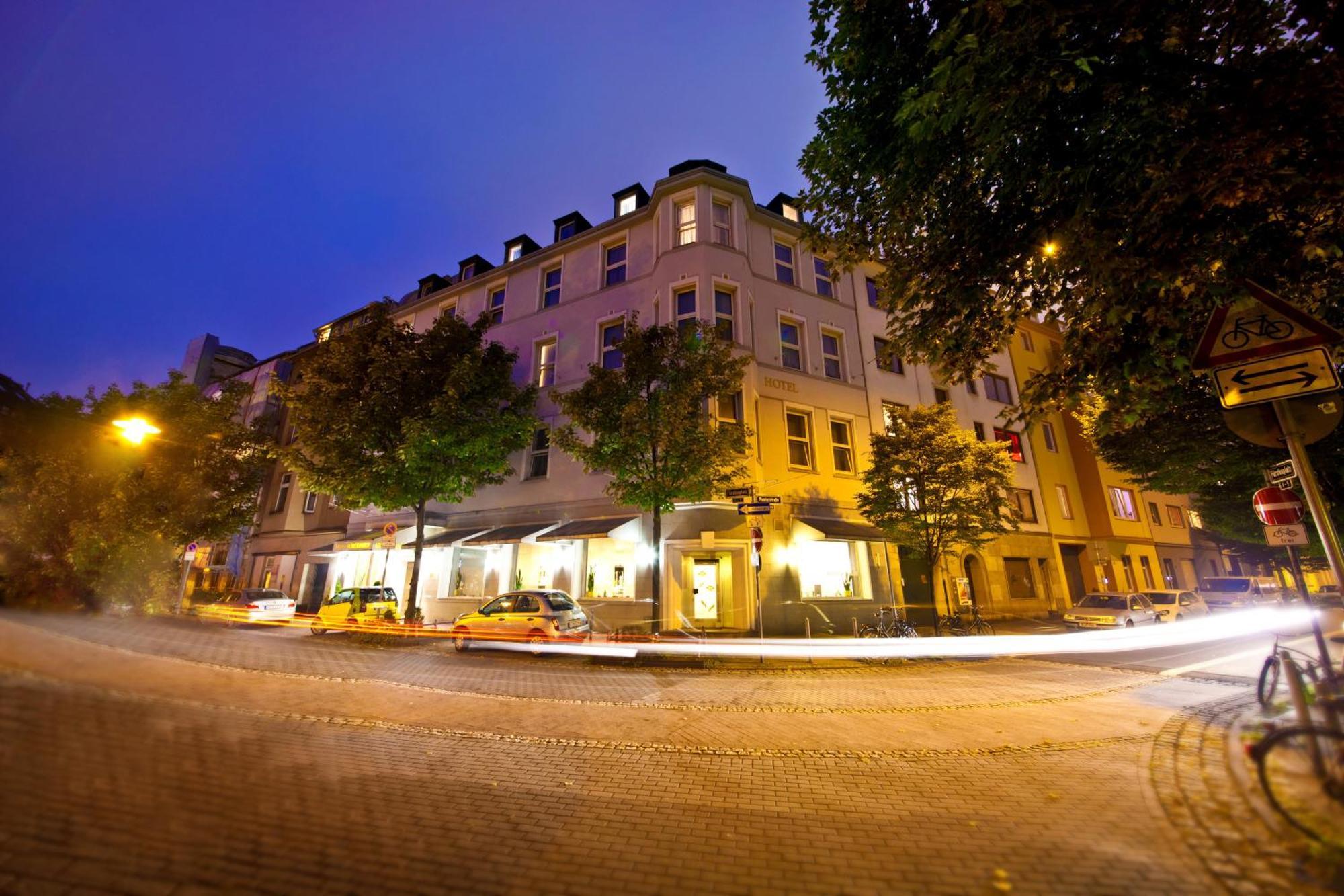 Hotel Maxim Duesseldorf City Kültér fotó